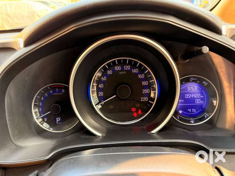Honda Jazz V Automatic, 2018, Petrol