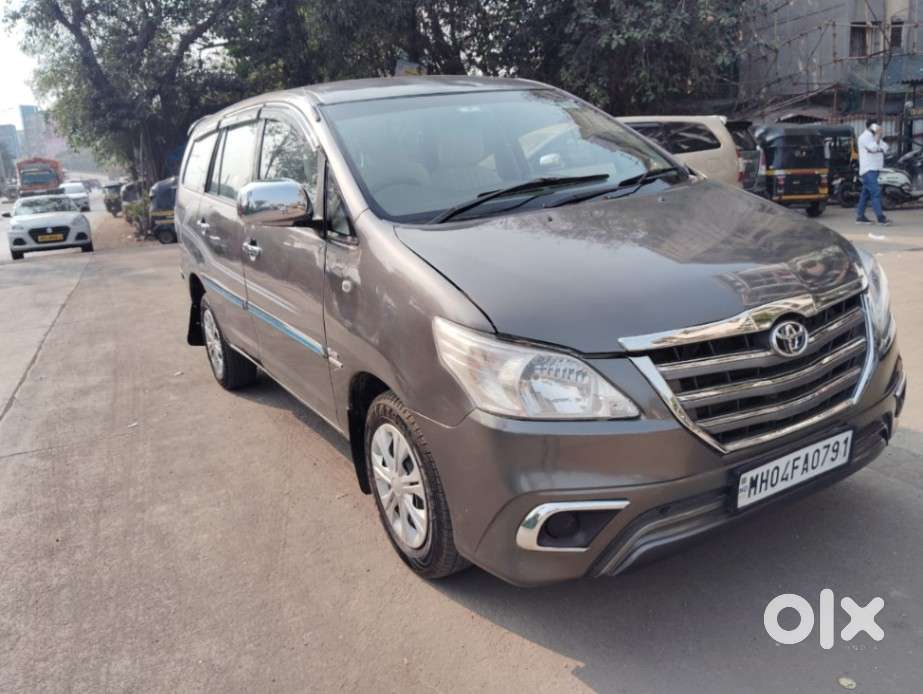 Toyota Innova 2.5 G (diesel) 8 Seater, 2011, Diesel