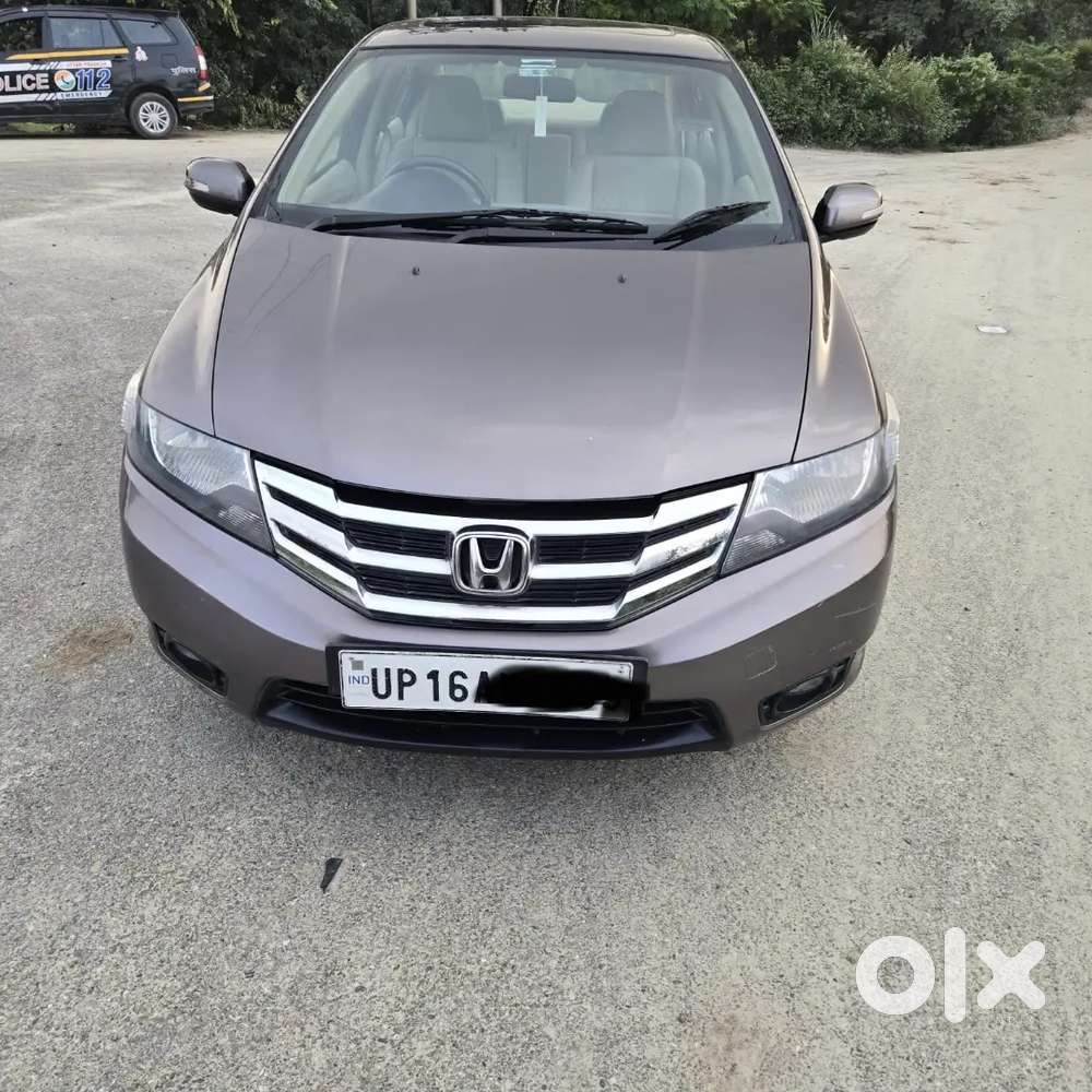 Honda City I-vtec Automatic Dec 2012  Cng + Petrol  Sunroof  Paddle