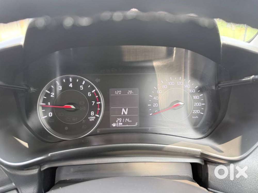 Maruti Suzuki Swift Vxi Ags, 2025, Petrol