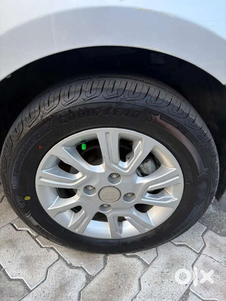 Tata Tiago Petrol 2018