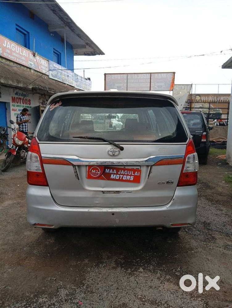 Toyota Innova 2.5 G (diesel) 8 Seater, 2012, Diesel