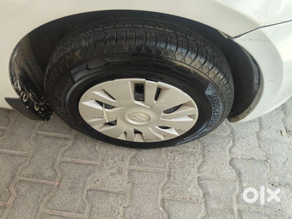 Maruti Suzuki Swift Vxi + Manual, 2014, Petrol