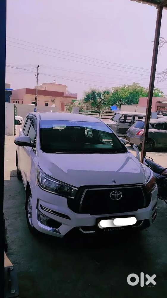 Toyota Innova Crysta 2018