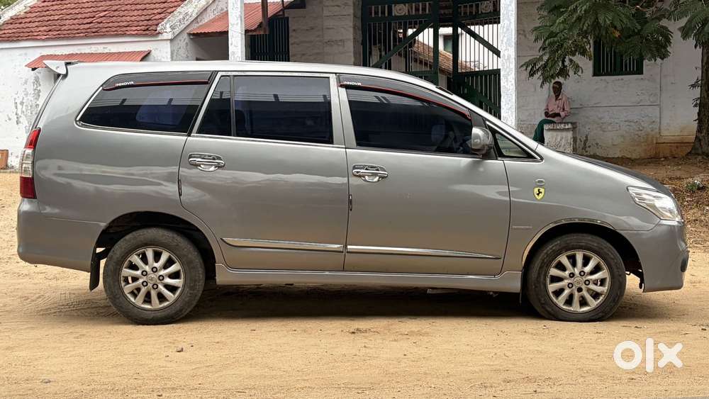 Toyota Innova 2.5 G (diesel) 7 Seater Bs Iv, 2012, Diesel