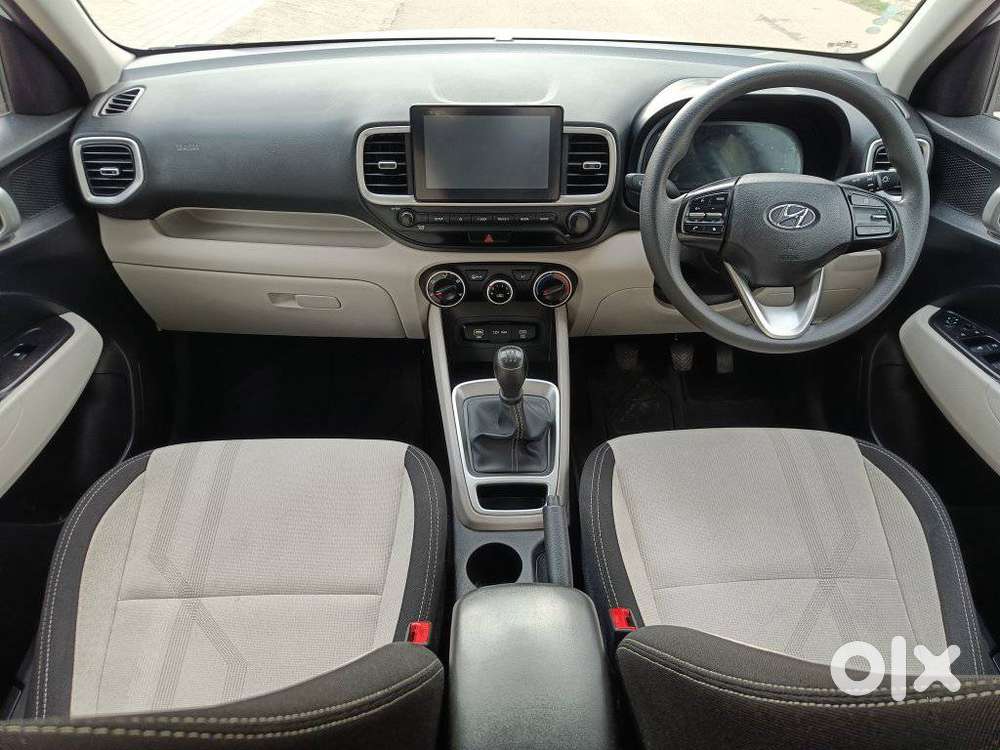 Hyundai Venue S Mt 1.2 Kappa, 2023, Petrol