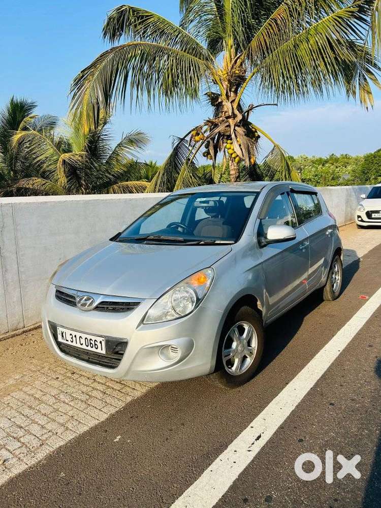 Hyundai I20 Sportz 1.4 Crdi 6 Speed Bs-iv, 2010, Diesel