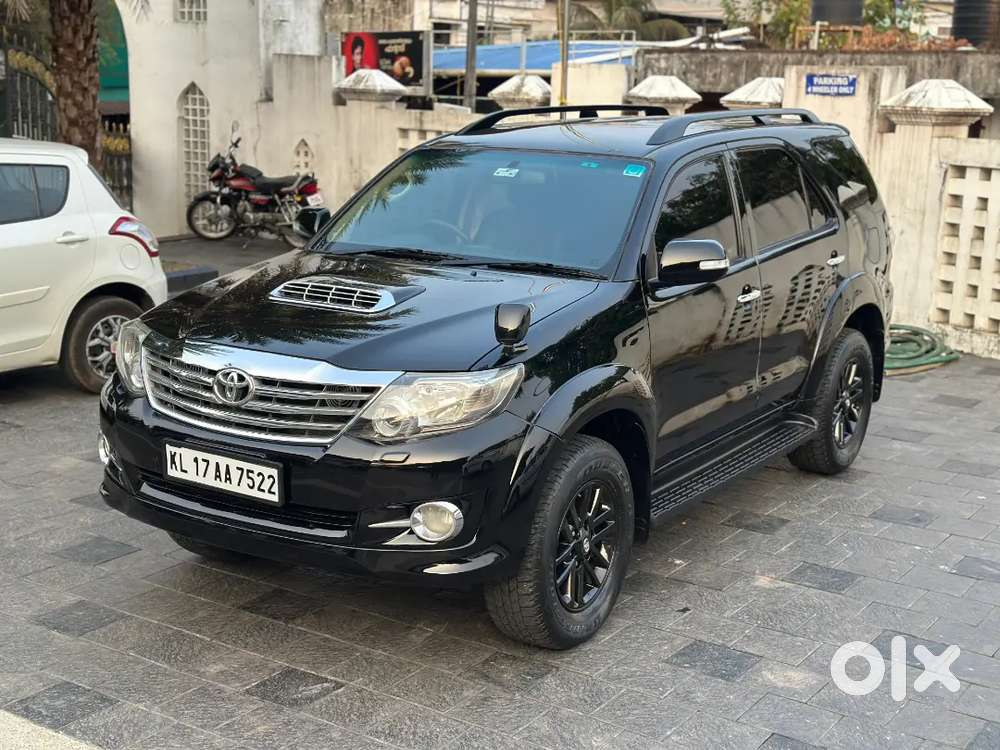 Toyota Fortuner 2015