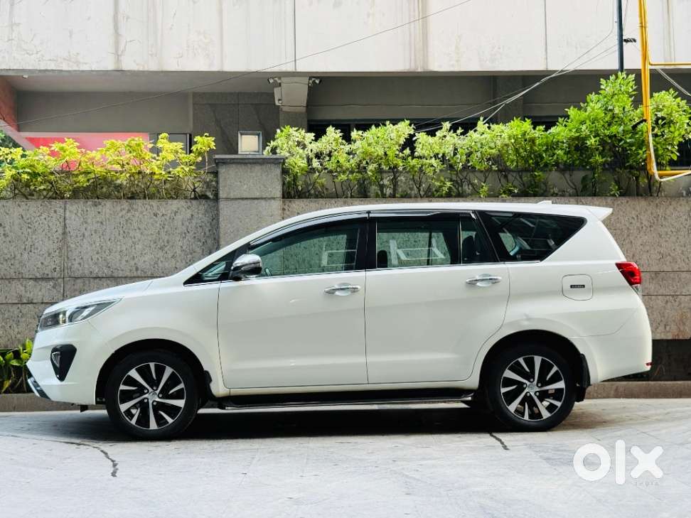 Toyota Innova Crysta, 2022, Diesel