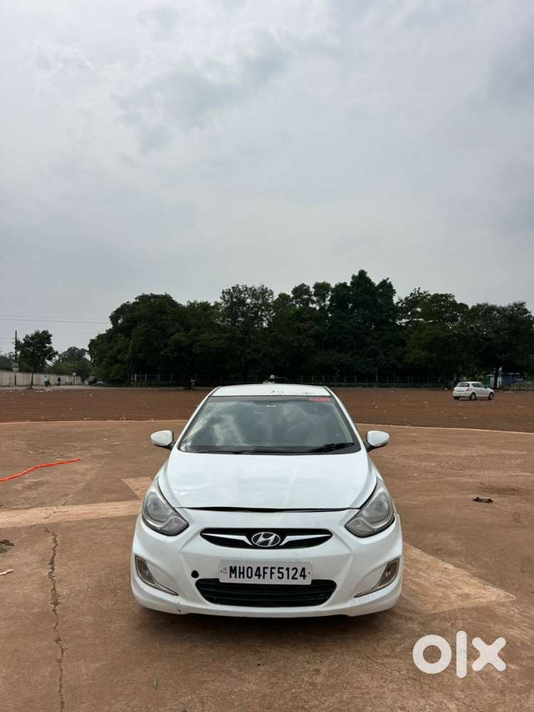 Hyundai Fluidic Verna 2012
