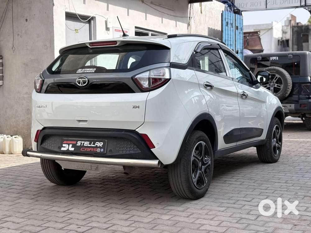 Tata Nexon 1.2 Revotron Xm (s), 2019, Petrol