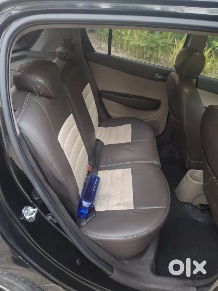 Hyundai I20 2011 Cng & Hybrids 97000 Km Driven