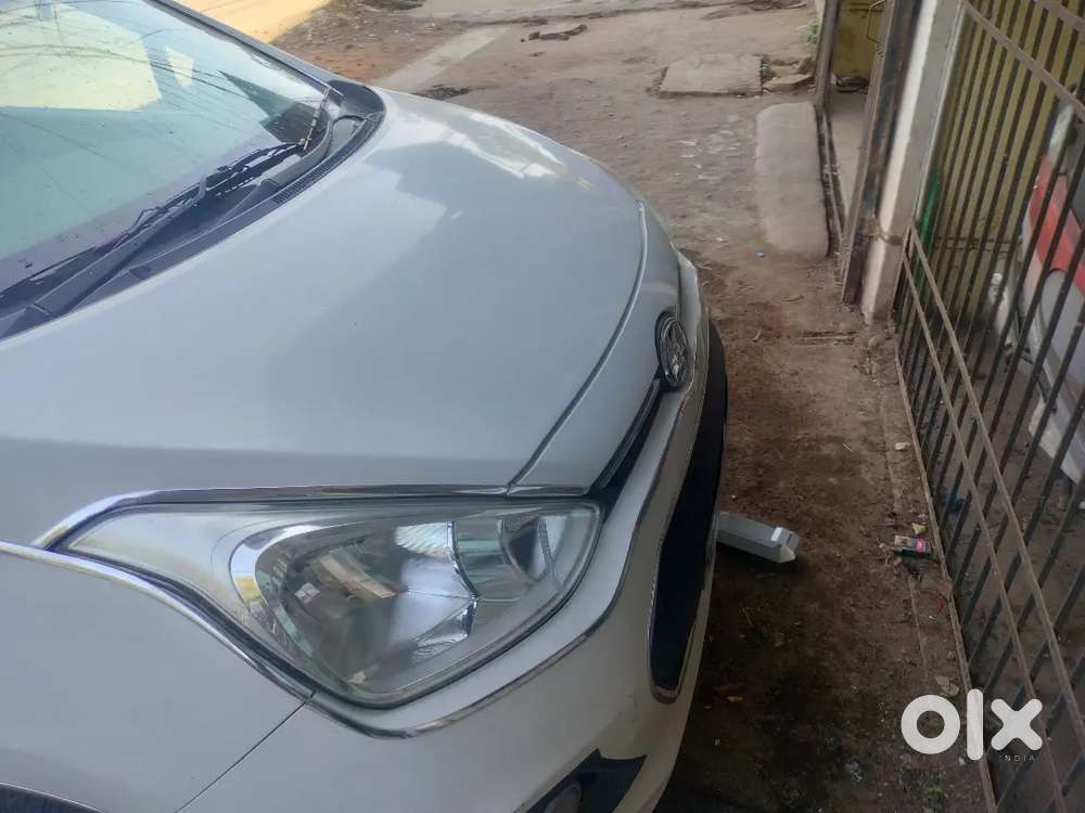 Hyundai Grand I10 2016 With Kms Driven