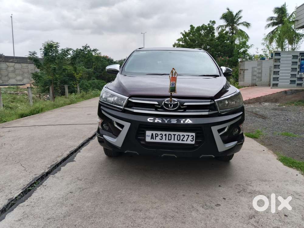 Toyota Innova Crysta 2.4 G Mt, 2016, Diesel