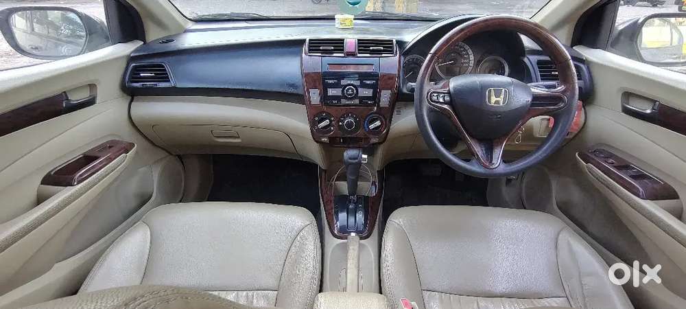 Automatic 2013 Super Class Condition Full Insurance 1 Party