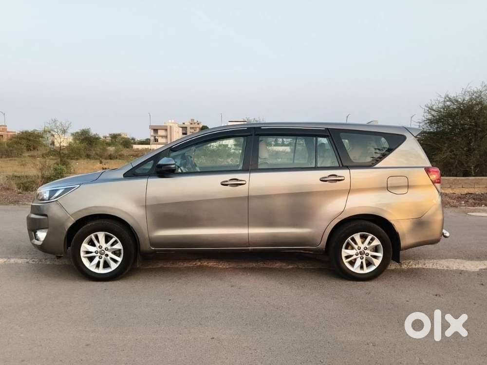 Toyota Innova Crysta 2.4 G Mt 8s, 2018, Diesel