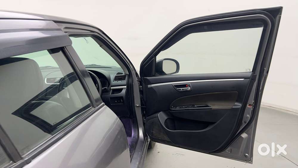 Maruti Suzuki Swift Vvt Vxi, 2016, Petrol