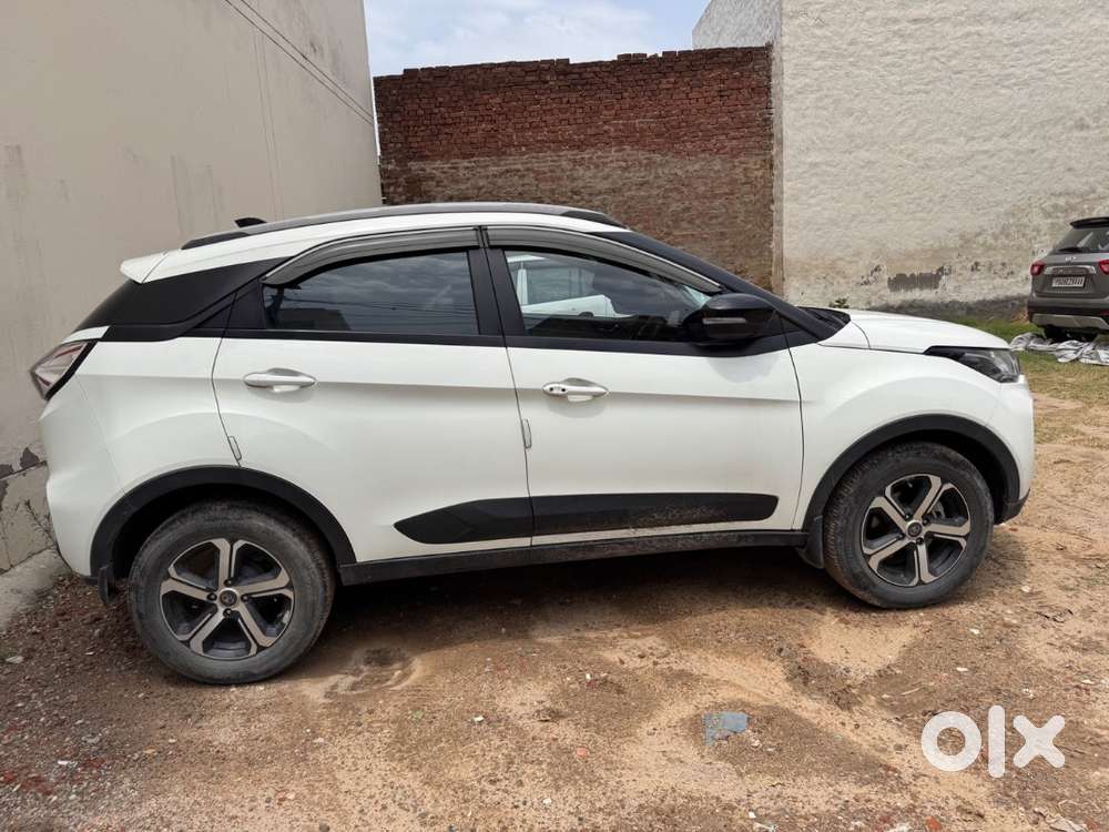 Tata Nexon 2022 Top Model With Sunroof