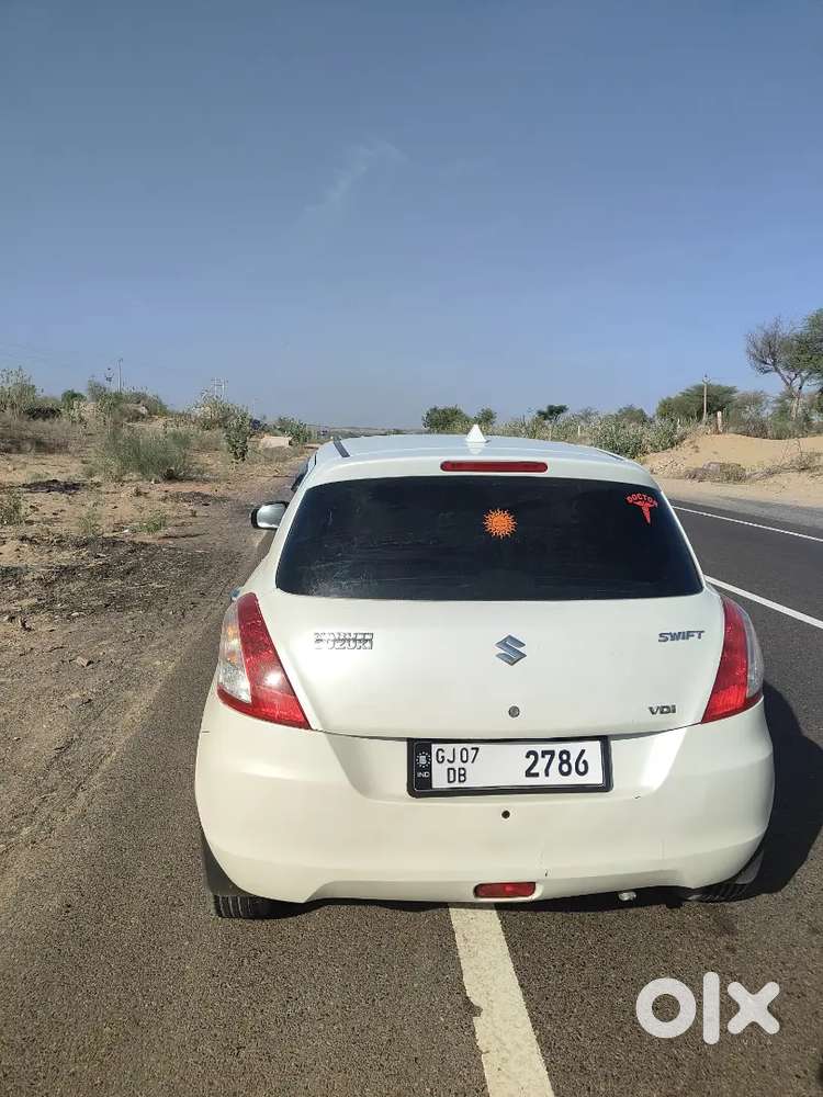 Good Condition Gadi Hai Koi Kharcha Nhi Hai Gadi Me