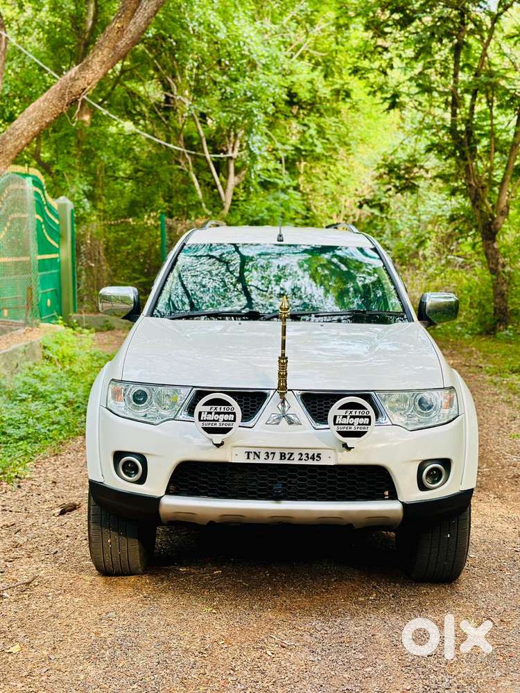 Mitsubishi Pajero Sport 2.5 Manual, 2012, Diesel