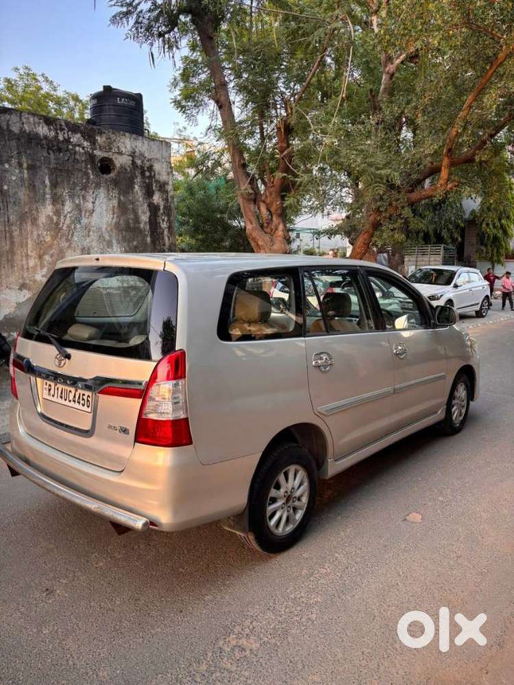 Toyota Innova 2.5 Vx 7 Str, 2012, Diesel