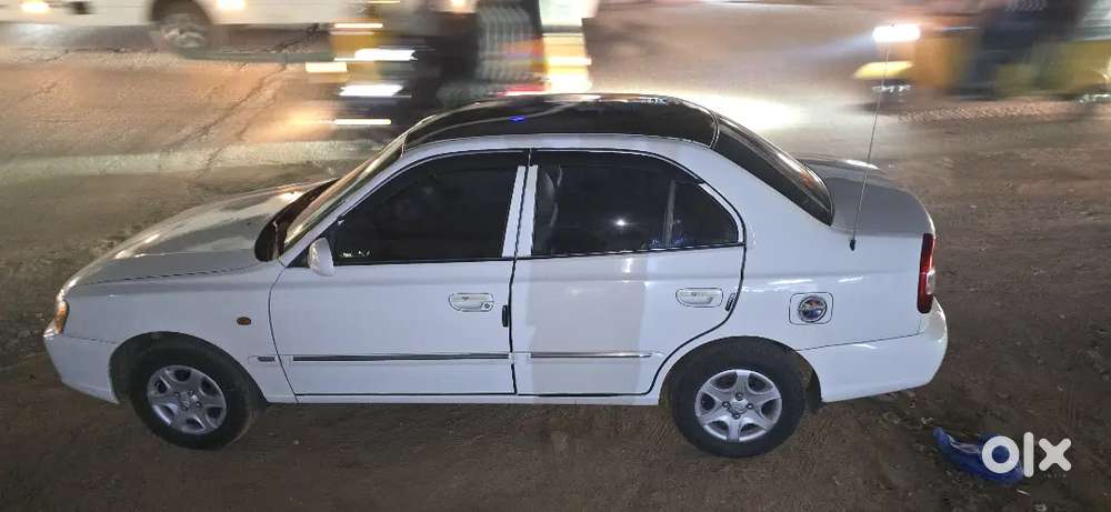 Hyundai Accent Hatchback 2012