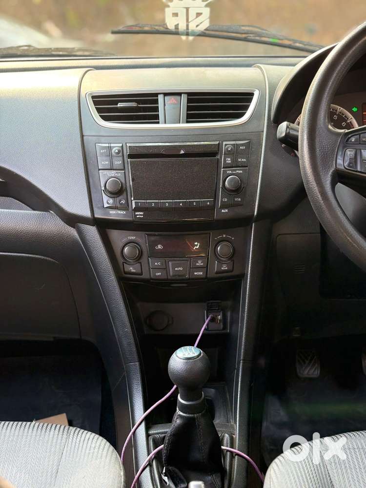 Maruti Suzuki Swift Zxi, 2011, Petrol