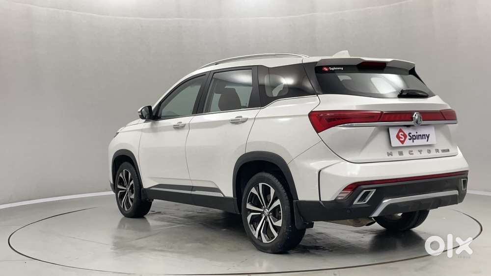 Mg Hector Plus Sharp Pro 1.5 Turbo Petrol Cvt 6 Str, 2023, Petrol