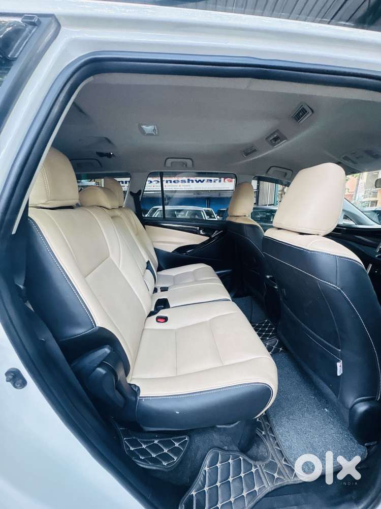 Toyota Innova Crysta [2020-ongoing] 2.4 Gx 8 Str, 2022, Diesel