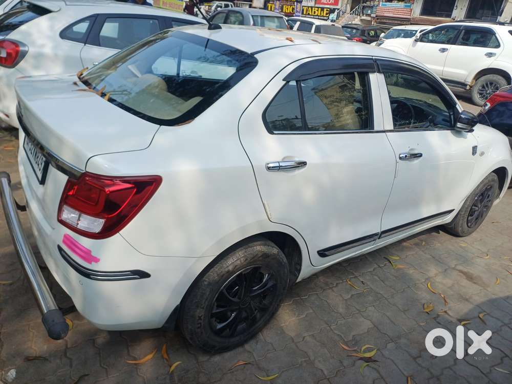Maruti Suzuki Dzire 1.2 Vxi Cng, 2024, Cng & Hybrids