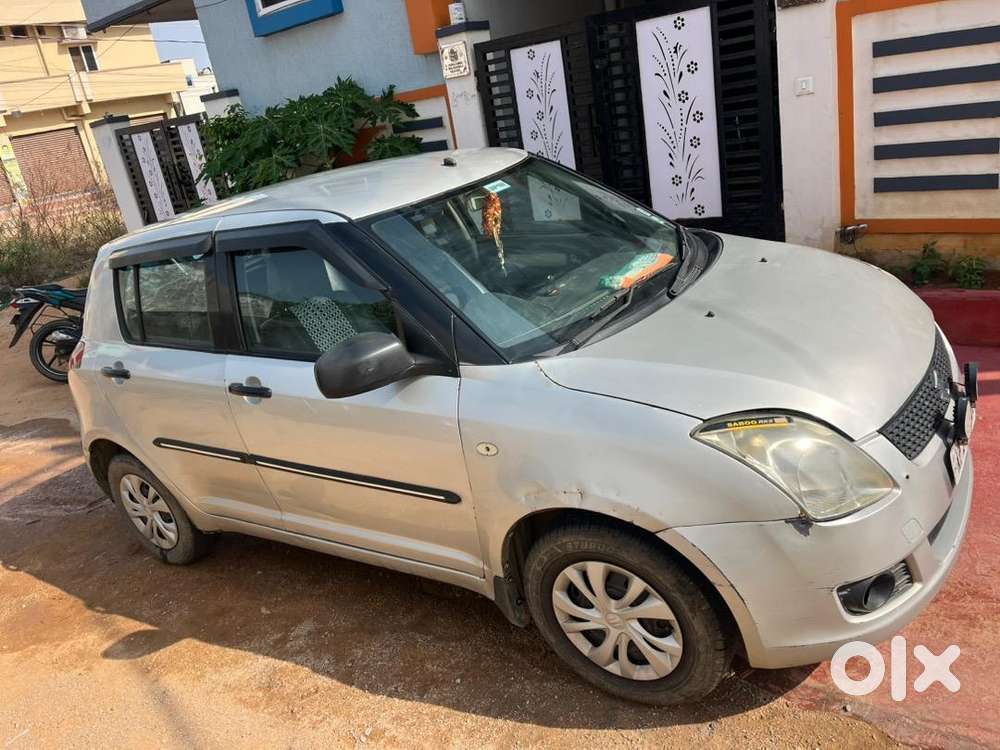 Maruti Suzuki Swift 2005 Petrol Well Maintained