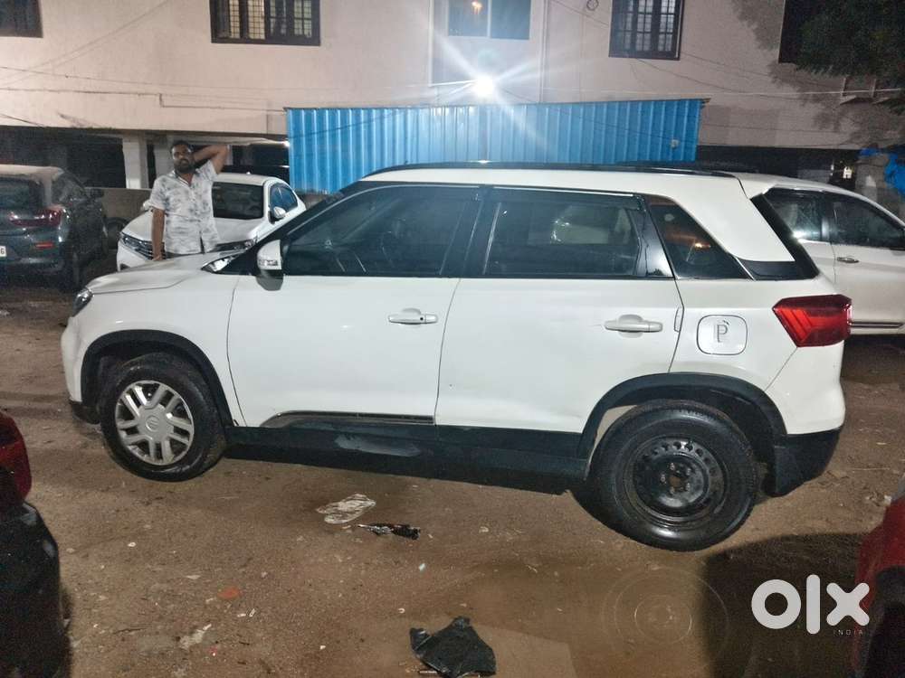2020 Maruti Suzuki Brezza Vxi Petrol &ndash; White  Well Maintained