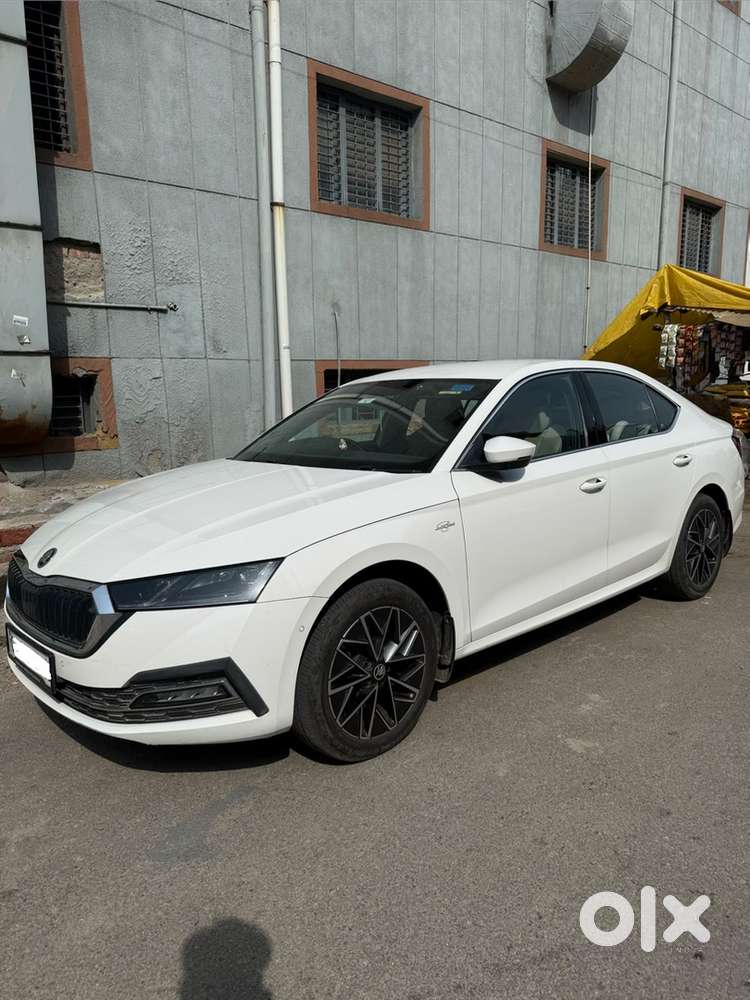 Skoda Octavia Petrol 2023