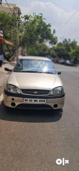 Ford ikon deals spare parts olx