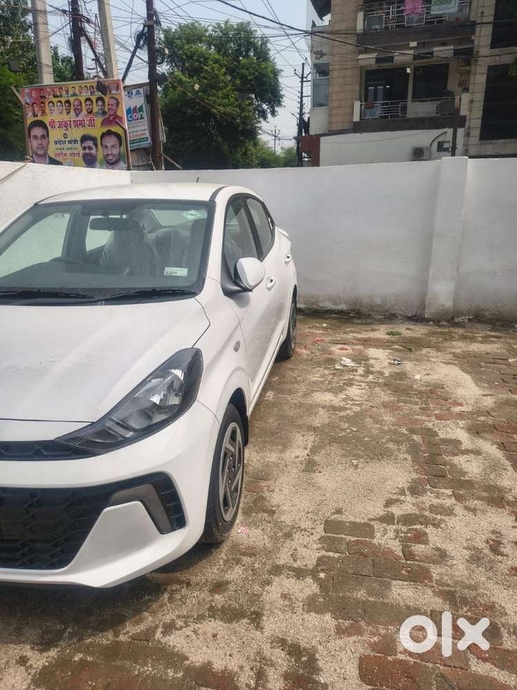 Hyundai Aura 2026 Cng