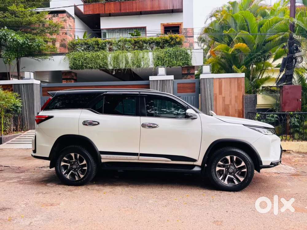 Toyota Fortuner Legender, 2021, Diesel