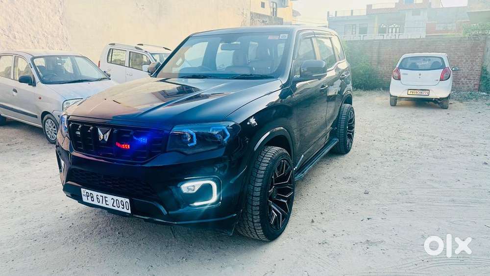 Mahindra Diesel Car 2025