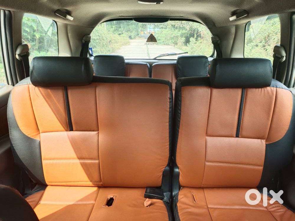 Toyota Innova 2.5 G (diesel) 8 Seater, 2015, Diesel