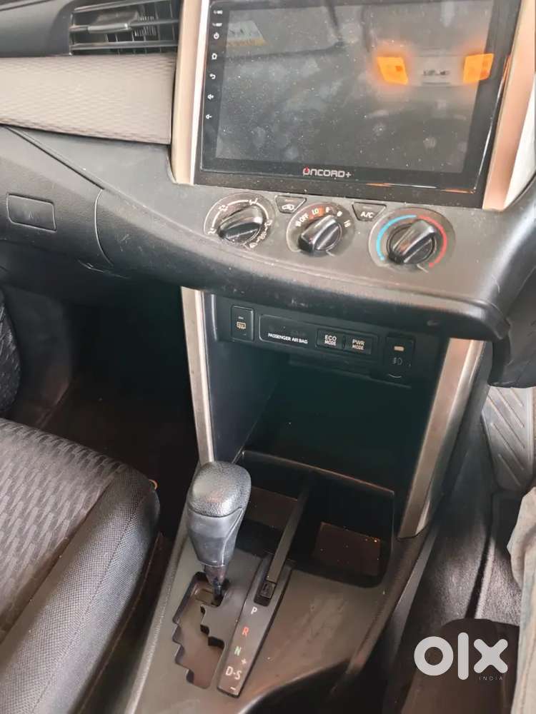 Toyota Innova Crysta 2018