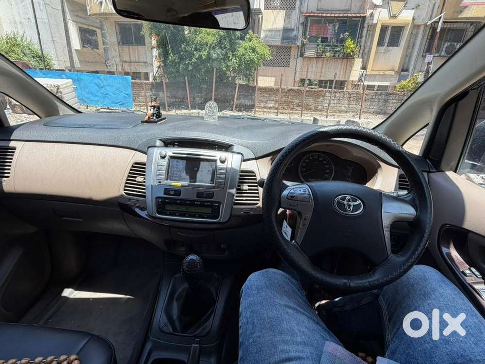 Toyota Innova 2015 Diesel Well Maintained