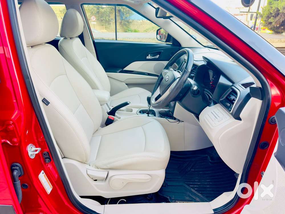 Mahindra Xuv300 W8 Amt Optional Diesel, 2020, Diesel
