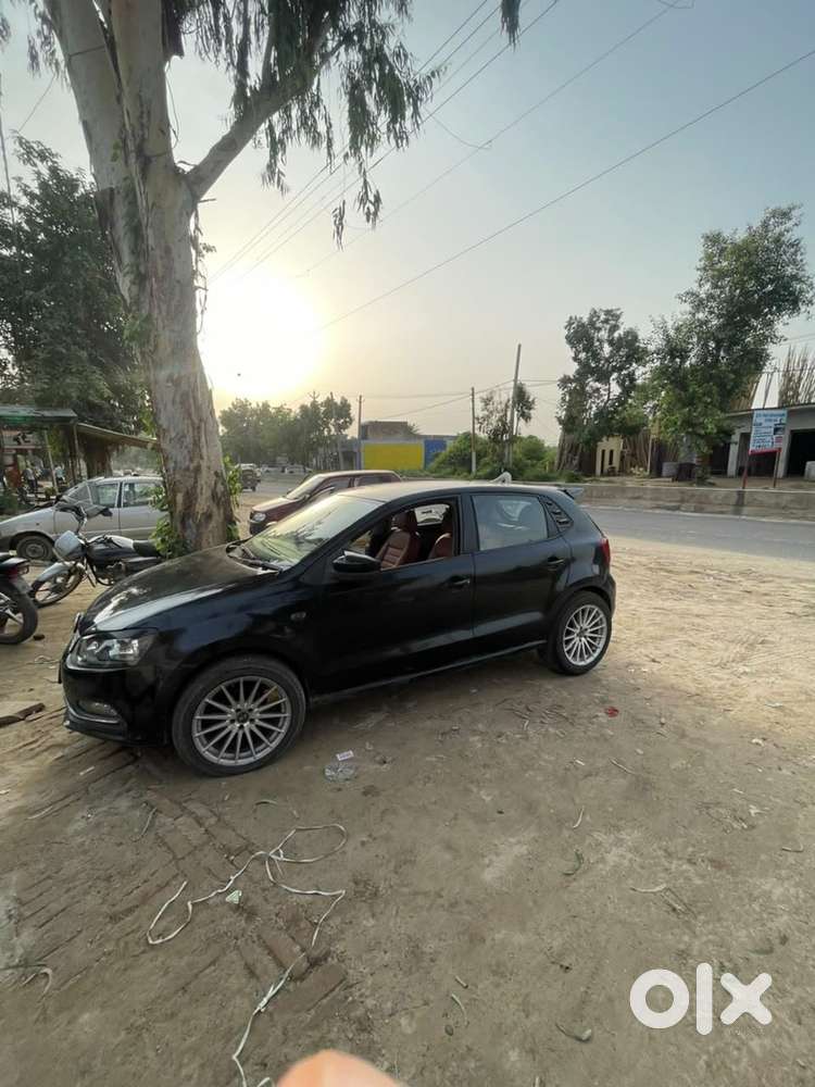 Volkswagen Polo 2011 Car