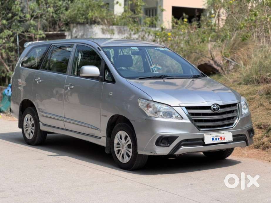 Toyota Innova 2.5 G (diesel) 7 Seater Bs Iv, 2016, Diesel