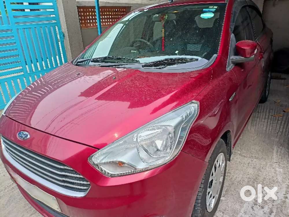 Ford Figo Titanium Mt 2016
