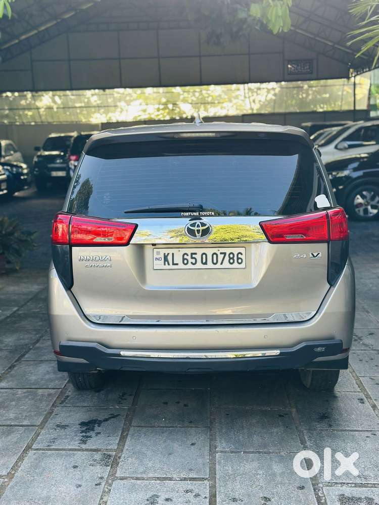 Toyota Innova Crysta 2.4 V 8 Str, 2020, Diesel