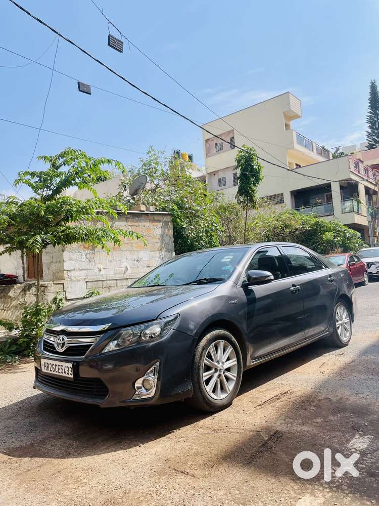 Toyota Camry 2.5 Hybrid, 2014, Petrol