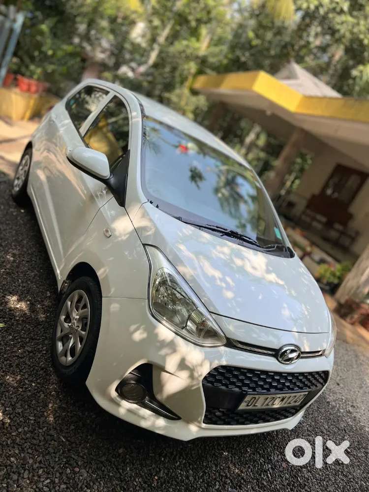 Hyundai Grand I10 2017 Diesel 82000 Km Driven