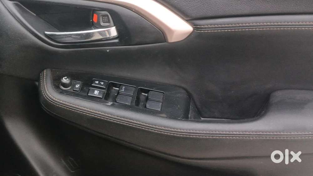 Maruti Suzuki Grand Vitara 1.5 Alpha Plus Intelligent Hybrid Ecvt, 2..
