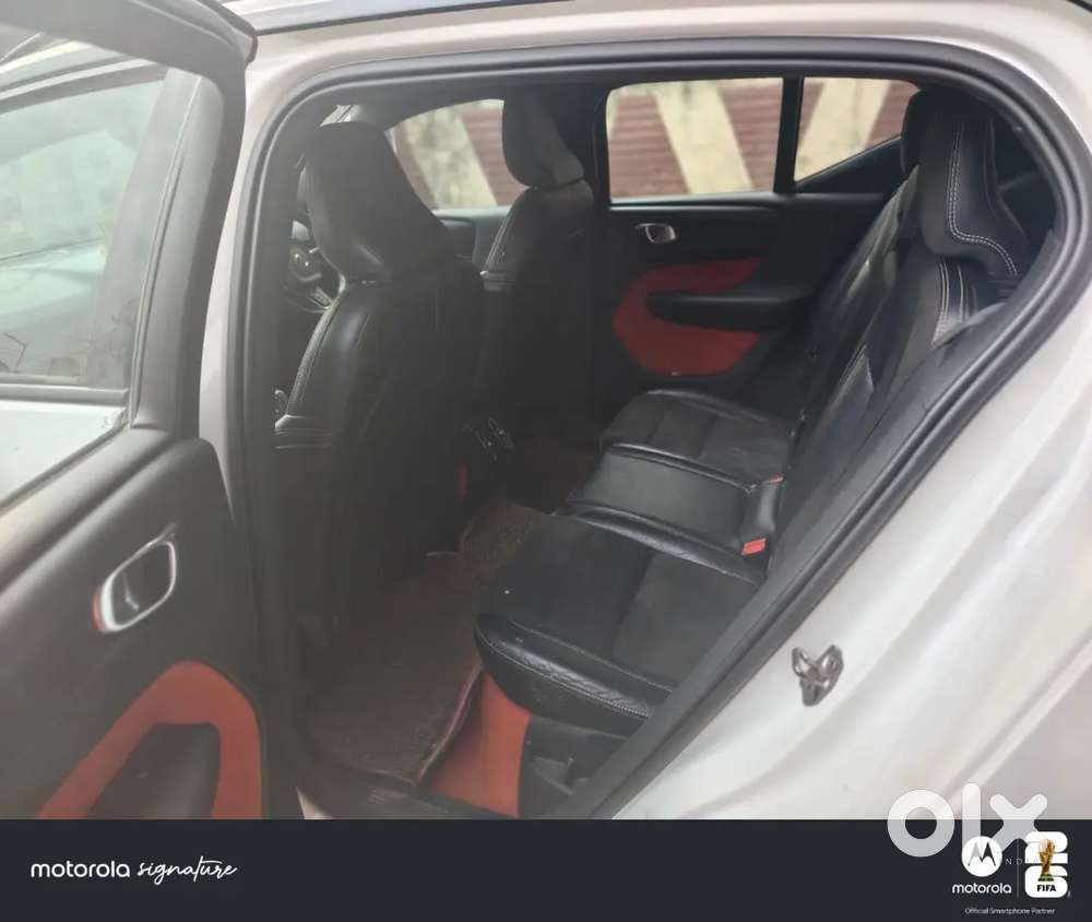 Volvo Xc 40 Well Maintained I Want To Sell My Car