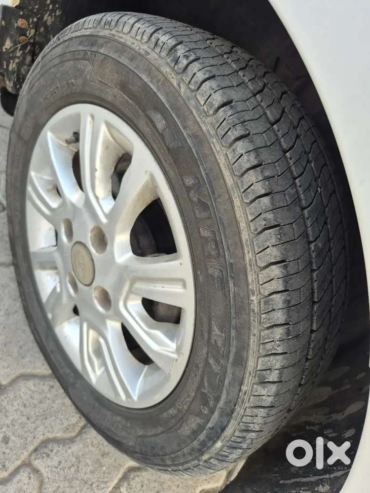 Tata Tiago Revotron 2016
